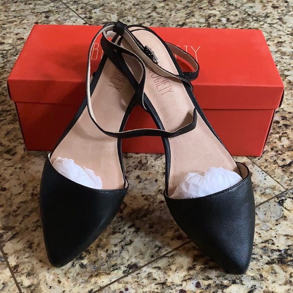 NWT - open back flats - Picture 1 of 7